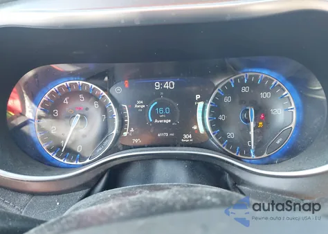 2019 Chrysler Pacifica Limited from USA, damaged, VIN 2C4RC1GG8KR668225